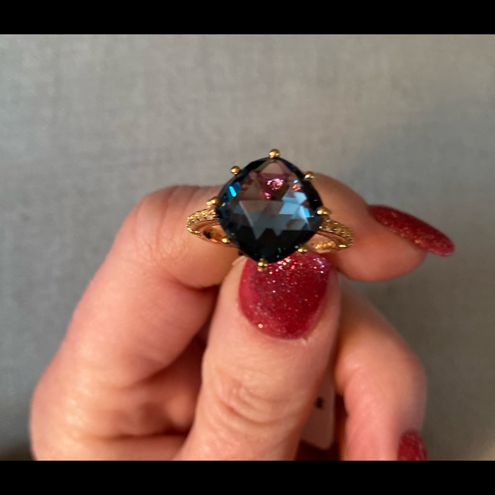Judith Ripka 14 kt gold/sterling cushion London blue Flora synthetic topaz ring - Picture 2 of 10
